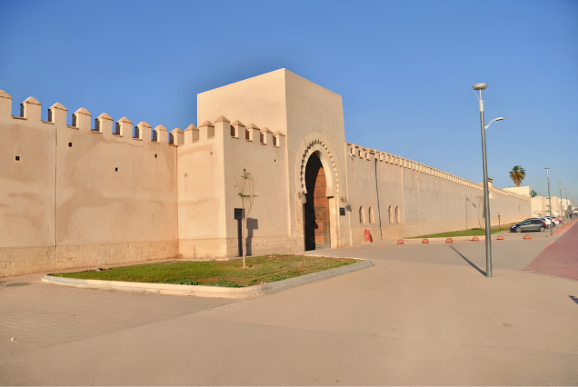 Souk El Had: The Grand Souk Experience